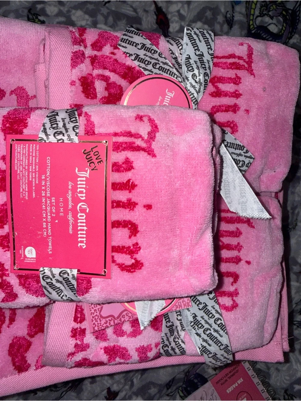 Juicy Couture Hot Pink Leopard Print Towel Set